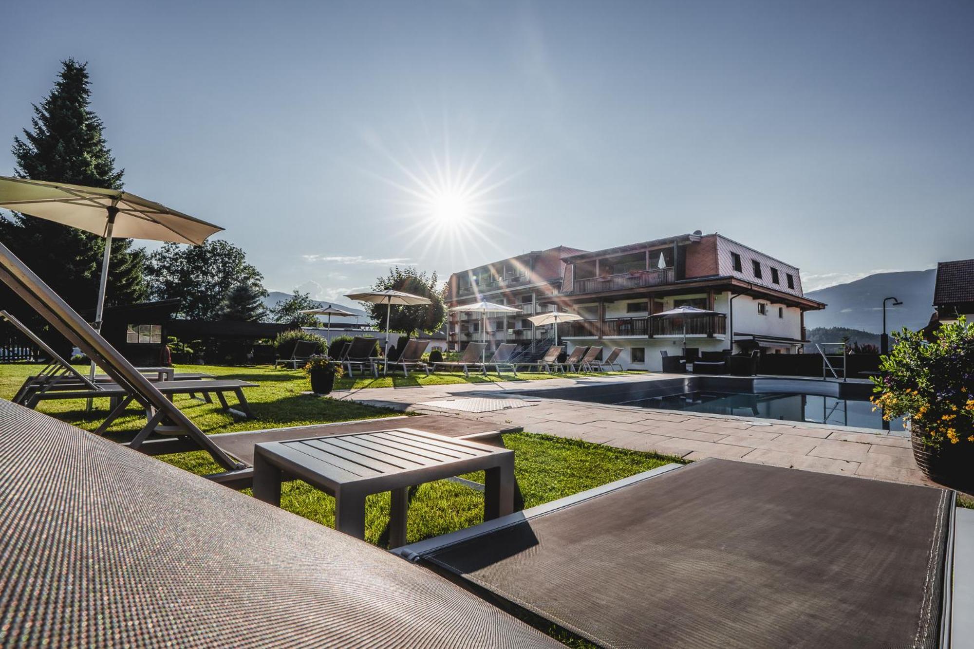Hotel Reischach Brunico Ngoại thất bức ảnh