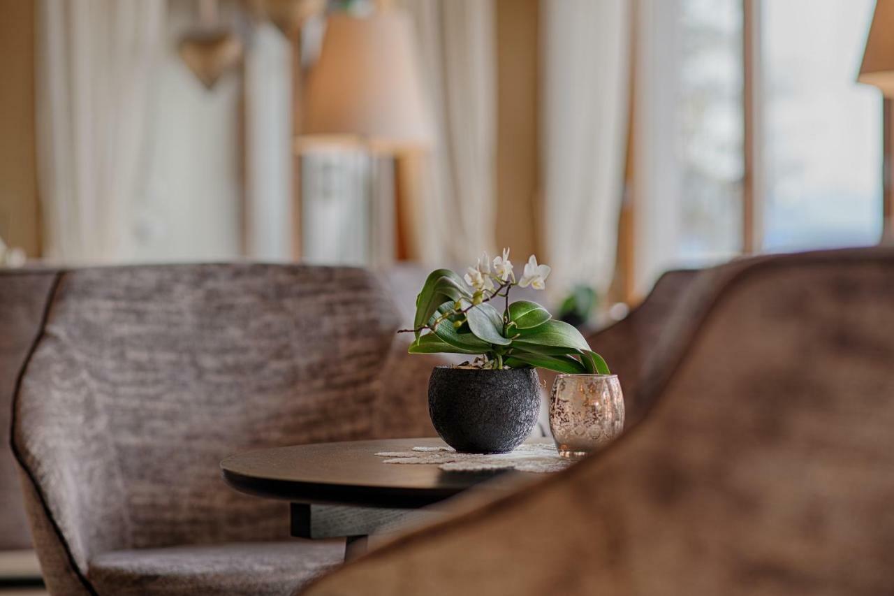 Hotel Reischach Brunico Ngoại thất bức ảnh